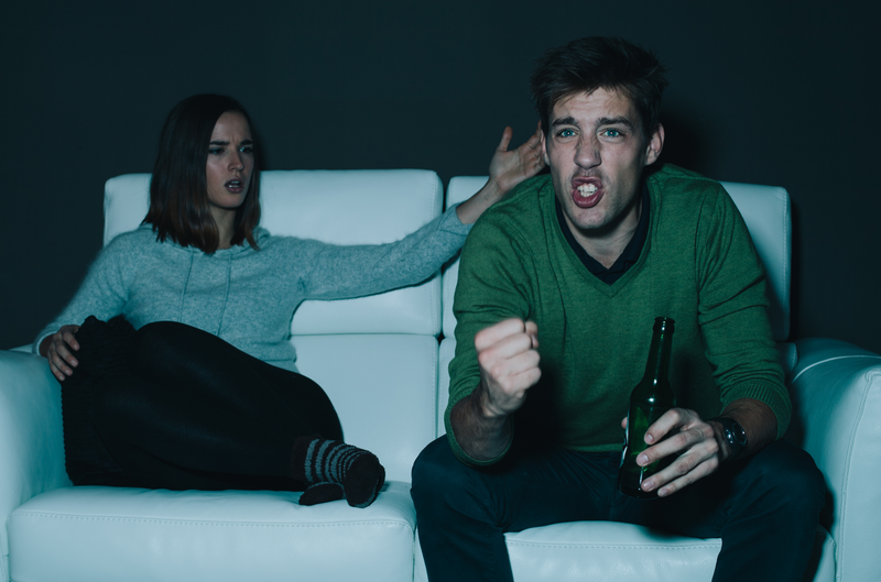 Illustration for article titled Women Hate Watching Sports, Says Men's Health Magazine